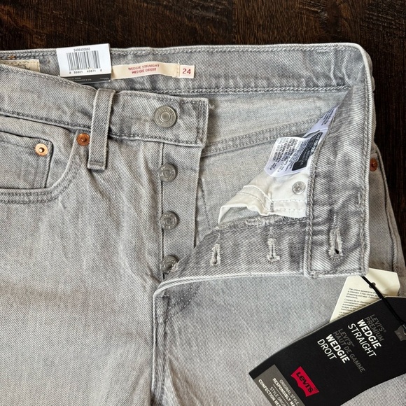 Levi's Light Gray Wedgie Straight Jeans - Picture 4 of 6